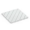 Fischgrät – Klickfliese von WARCO im Farbdesign Kreide mit den Abmessungen 38,5 x 38,5 x 2 cm. Produktfoto von Artikel 6328 in der Aufsicht von schräg vorne.