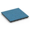 Fallschutzmatte EPDM – 160 cm von WARCO im Farbdesign Atlantik mit den Abmessungen 50 x 50 x 4,8 cm | 0,25 m². Produktfoto von Artikel 6438 in der Aufsicht von schräg vorne.