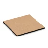 Fallschutzplatten von WARCO im Farbdesign Sandbeige mit den Abmessungen 50 x 50 x 3 cm. Produktfoto von Artikel 6219 in der Aufsicht von schräg vorne.