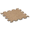 Hundesportboden Indoor von WARCO im Farbdesign Terra Cotta mit den Abmessungen 98 x 98 × 1,8 cm. Produktfoto von Artikel 6907 in der Aufsicht von schräg vorne.