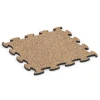 Fitness Max Floor System von WARCO im Farbdesign Terra Cotta mit den Abmessungen 98 x 98 x 2,8 cm. Produktfoto von Artikel 6889 in der Aufsicht von schräg vorne.