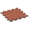 Fitness Max Floor System von WARCO im Farbdesign Feuersglut mit den Abmessungen 98 x 98 x 2,8 cm. Produktfoto von Artikel 6890 in der Aufsicht von schräg vorne.