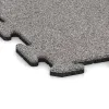 Detailaufnahme der Randausprägung von WARCO-Produkt 4605, Sportboden-Platte HD 1,8 cm, Format 1000 x 1000 x 18 mm, Farbe Grau Melange.
