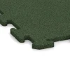Detailaufnahme der Randausprägung von WARCO-Produkt 0372, Bodenschutzmatte 1,8 cm – Fitness, Format 1000 x 1000 x 18 mm, Farbe Grasgrün.