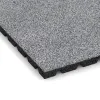 Detailaufnahme der Randausprägung von WARCO-Produkt 5476, Fallschutzplatte 3 cm - EN 1177 ≤ 100 cm, Format 500 x 500 x 30 mm, Farbe Grau Melange.