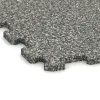 Detailaufnahme der Randausprägung von WARCO-Produkt 0959, Fitnessboden Kompakt, Format 485 x 485 x 16 mm | 0,235 m², Farbe Grauer Granit.
