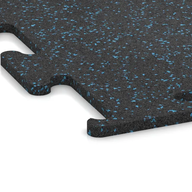 Detailaufnahme der Randausprägung von WARCO-Produkt 3758, Fitness Performance Elite Trainingsboden, Format 1000 x 1000 x 15 mm, Farbe Leicht Blau Gesprenkelt.