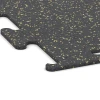 Detailaufnahme der Randausprägung von WARCO-Produkt 3764, Fitness Performance Elite Trainingsboden, Format 50 x 50 x 1 cm | 0,25 m², Farbe Leicht Gelb Gesprenkelt.