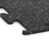 Detailaufnahme der Randausprägung von WARCO-Produkt 3780, Fitness Performance Elite Trainingsboden, Format 500 x 500 x 15 mm, Farbe Leicht Grau Gesprenkelt.