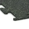 Detailaufnahme der Randausprägung von WARCO-Produkt 3771, Fitness Performance Elite Trainingsboden, Format 500 x 500 x 15 mm, Farbe Leicht Grün Gesprenkelt.