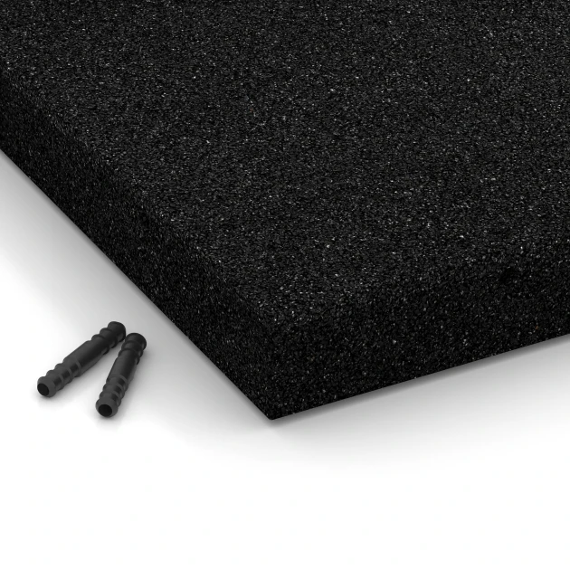 Detailaufnahme der Randausprägung von WARCO-Produkt 6173, Fallschutzplatten, Format 50 x 50 x 6 cm, Farbe Anthrazit.