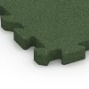 Detailaufnahme der Randausprägung von WARCO-Produkt 6630, Poolunterlage, Format 50 x 50 x 4 cm | 0,25 m², Farbe Grasgrün.