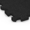 Detailaufnahme der Randausprägung von WARCO-Produkt 6987, Ballspielplatte, Format 50 x 50 x 3 cm | 0,25 m², Farbe Anthrazit.