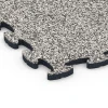 Detailaufnahme der Randausprägung von WARCO-Produkt 6896, Hundesportboden Indoor, Format 44,6 x 44,6 x 1,8 cm, Farbe Grauer Granit.