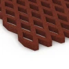Detailaufnahme der Randausprägung von WARCO-Produkt 7010, Fallschutz-Rasengittermatte, Format 100 x 100 x 4 cm, Farbe Ziegelrot.