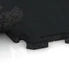 Großaufnahme vom Verbindungssystem von WARCO-Boden 5819 - Indoor-Klickfliese im Farbdesign Eisengrau. Abmessungen 1000 x 1000 x 30 mm.