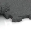Großaufnahme vom Verbindungssystem von WARCO-Boden 5068 - Randplatte im Farbdesign Schiefergrau. Abmessungen 1000 x 485 x 30 mm.