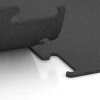 Großaufnahme vom Verbindungssystem von WARCO-Boden 3746 - Fitness Performance Elite Trainingsboden im Farbdesign Anthrazit. Abmessungen 100 x 100 x 1 cm | 1,00 m².