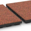 Großaufnahme vom Verbindungssystem von WARCO-Boden 6367 - Terrassenplatte Classic im Farbdesign Feuersglut. Abmessungen 50 x 50 x 4 cm.