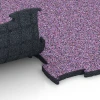 Großaufnahme vom Verbindungssystem von WARCO-Boden 6855 - Fitness Active Floor System im Farbdesign Lavendel. Abmessungen 97,1 x 97,1 x 2,8 cm.