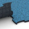 Großaufnahme vom Verbindungssystem von WARCO-Boden 6857 - Fitness Active Floor System im Farbdesign Atlantik. Abmessungen 97,1 x 97,1 x 2,8 cm.