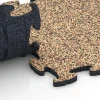 Großaufnahme vom Verbindungssystem von WARCO-Boden 6772 - Poolumrandung im Farbdesign Terra Cotta. Abmessungen 28,9 x 28,9 x 1,8 cm.