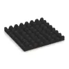 Aufsicht auf die Unterseite, also die Bodenseite von WARCO-Formteil 5360 - Fallschutzplatte im Format 500 x 500 x 50 mm.