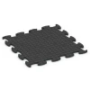 Aufsicht auf die Unterseite, also die Bodenseite von WARCO-Formteil 6857 - Fitness Active Floor System im Format 97,1 x 97,1 x 2,8 cm.